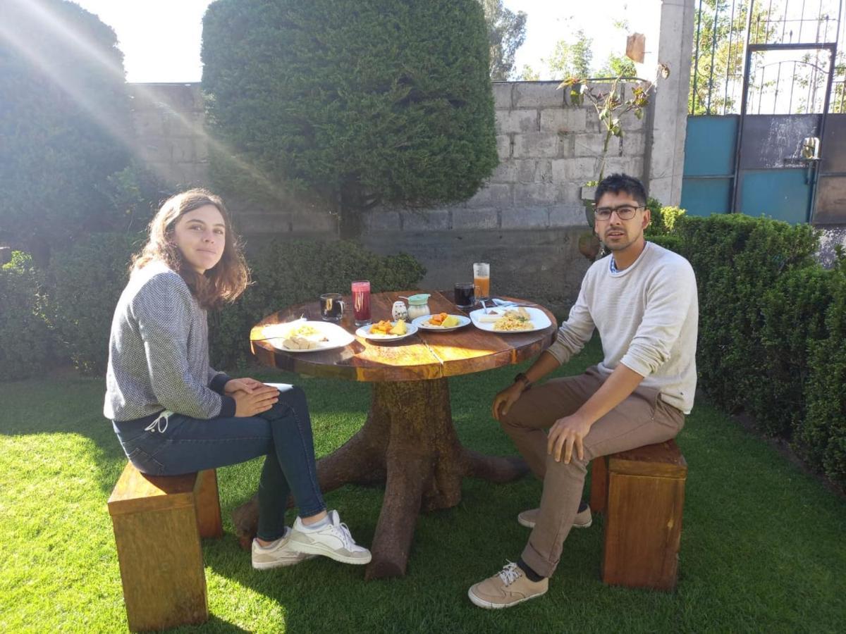 Bonanza Hospedaje Otavalo Eksteriør bilde